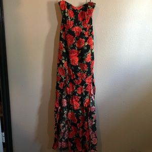 Floral print strapless maxi dress